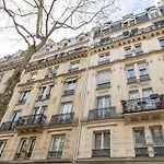 Le Voltaire